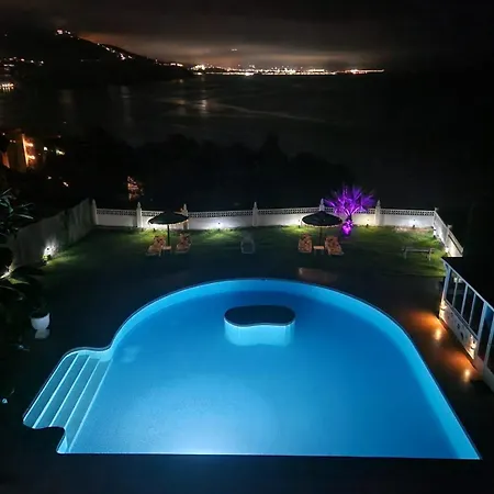 Flores Holiday home *